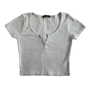 Brandy Melville Women's White Eylete Crop Top Small